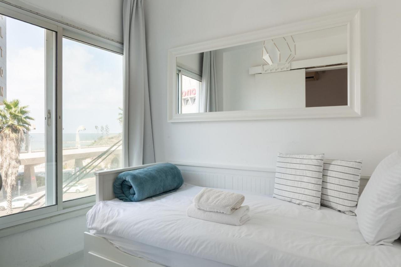 Sea View 2 Bedroom Apartment With Bomb Shelter Tel Aviv-Jaffa Exterior foto